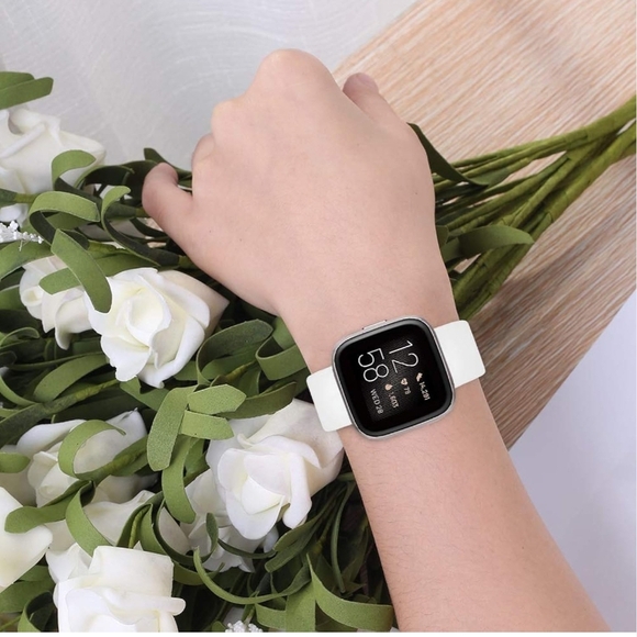 Fitbit Versa 2/3/Sense/Special Edition & Lite Black, White & Grey Athletic Bands - Picture 4 of 12